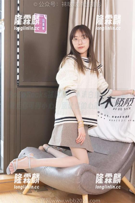 BoBoSocks袜啵啵-小沫 BoBoSocks袜啵啵 - 小沫白丝合集,下载后你可得小心,别让你的心脏受不了!