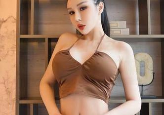 Feilin嗲囡囡 – 美图如云，solo尹菲的天台不下载留着干嘛？
