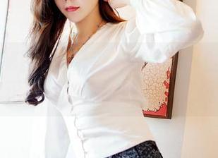 Feilin嗲囡囡 – 陈雅漫VICKY的免费写真正好打破传统旗袍的束缚！