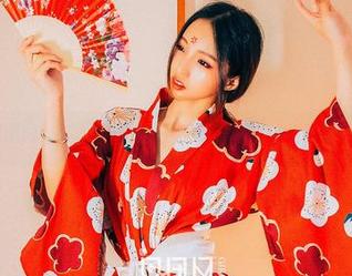 GIRLT果团网 – 哇,蜜桃Q妹儿的少女写真,分享时请捂好眼睛