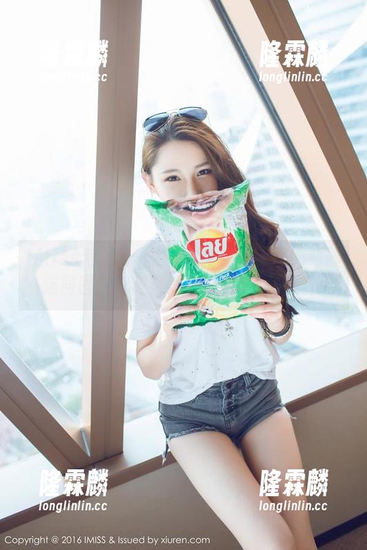 IMiss爱蜜社-SISY思 IMiss爱蜜社 - 在线哦!SISY思的制服连同图片,甜蜜得像校园恋爱初期。