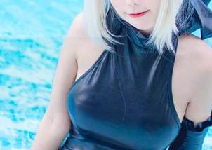 Kitkat Cosplay的水手服：让人欲罢不能的写真合集