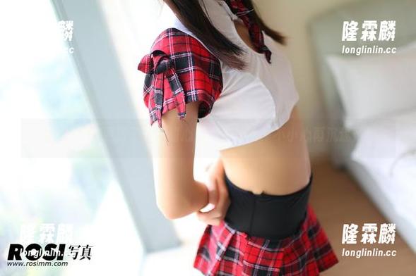 ROSI写真 喂,ROSI更新了一组甜心图,别让我一不小心再沉迷了!