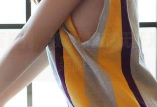 ROSI写真秀,教你如何在无圣光中欣赏美腿。