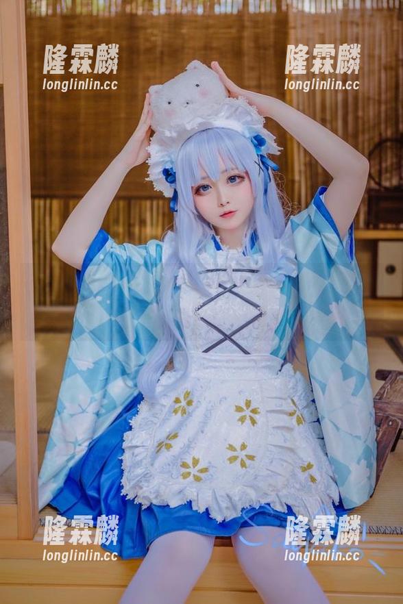 在Sayako＿今年4岁的图库中，最新的美脚作品让人欲罢不能！