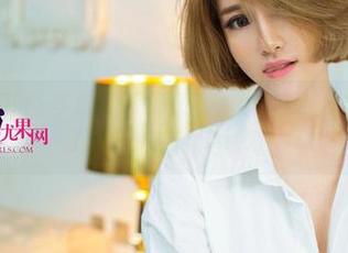 UGirls尤果网 – 李思宁那张原图,明明是美足,咋一看却陷入了思考…是我太单纯吗?