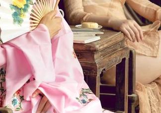 UGirls尤果网 – 渐入佳境,陈宝拉的旅拍套图更新,这些画面让我差点缩成一团。