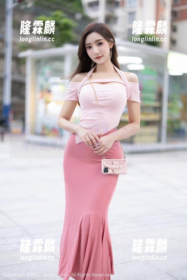 Xiuren秀人网 - 冯木木把办公室变成了写真的舞台，这一切还真没想到过。
