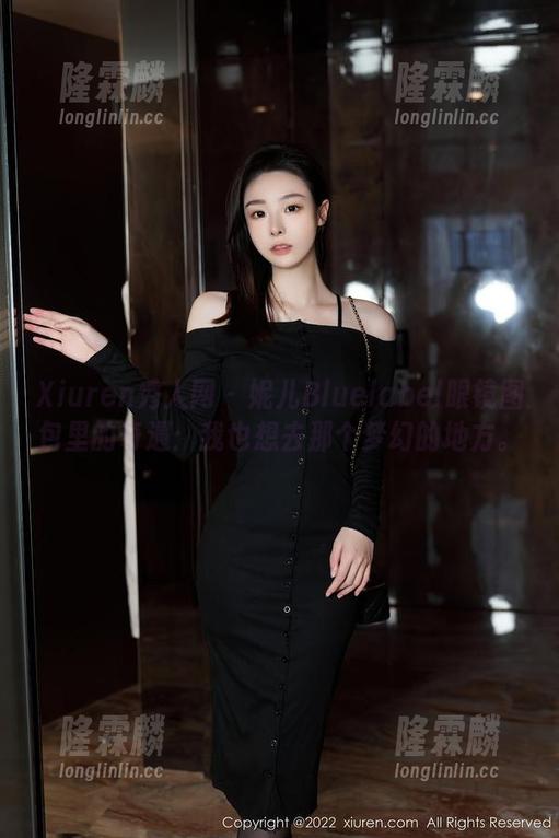 Xiuren秀人网-妮儿Bluelabel Xiuren秀人网 - 妮儿Bluelabel眼镜图包里的奇遇:我也想去那个梦幻的地方。