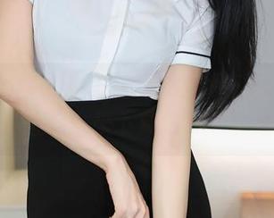 Xiuren秀人网 – 好奇孟狐狸FoxYini的纯白图库?来下载,逆袭人生!