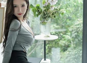 Xiuren秀人网 – 免费合集:甜七七和服时刻——我在想,这样的穿搭搭哪里去好呢?