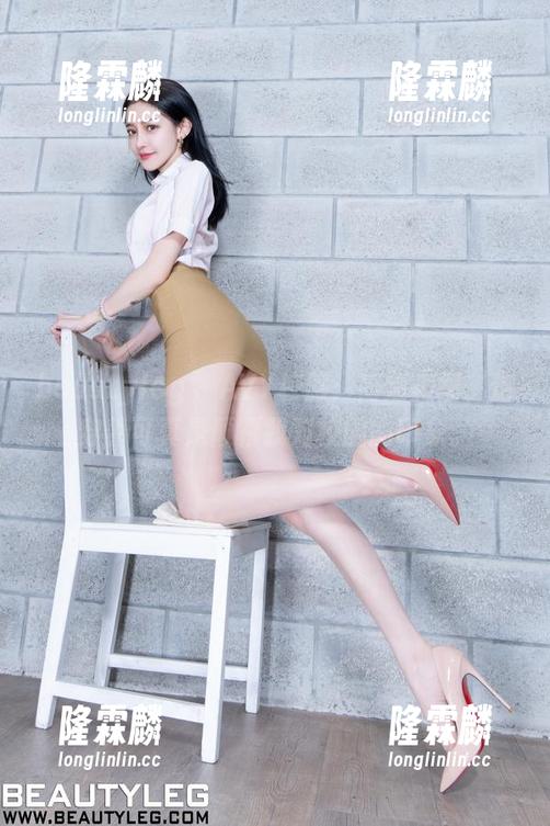 beautyleg-AVY beautyleg - AVY校服:高清美图,这穿着可真是颠覆我对校园的印象。