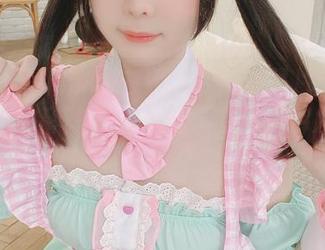 shimo霜月带你去温泉:高清照片让人想打搅她的静谧——等会,有新见解发布吗?