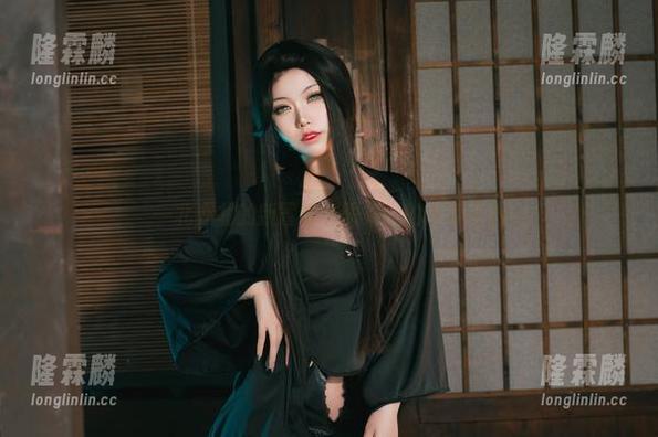 一北亦北 一北亦北的新冒险:图集中的吊带诱惑