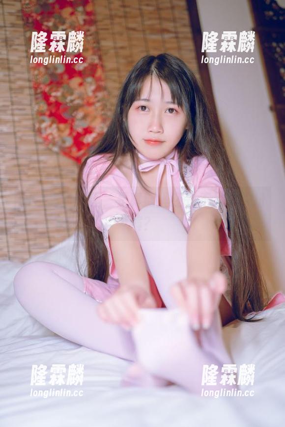 不呆猫 图片里的狐狸,是真狐狸还是不呆猫在扮演?