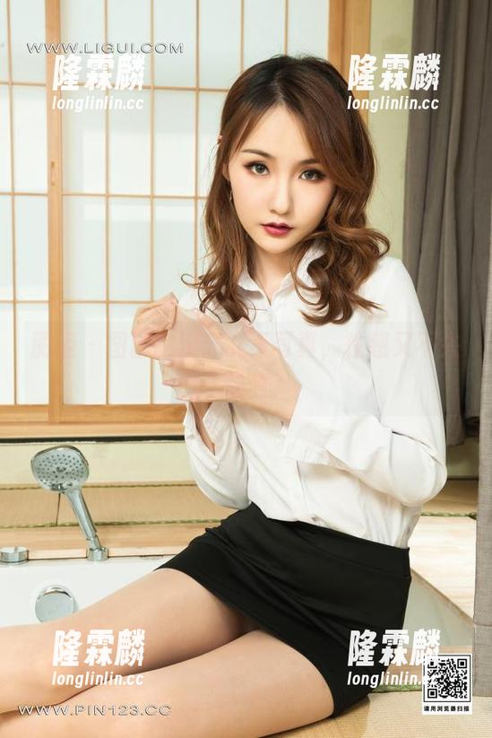 丽柜-图图 丽柜 - 图图独辩:女王写真,性感又不失优雅