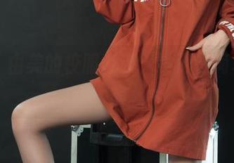 丽柜 – 由美的校服奇谈，没那么简单的图集