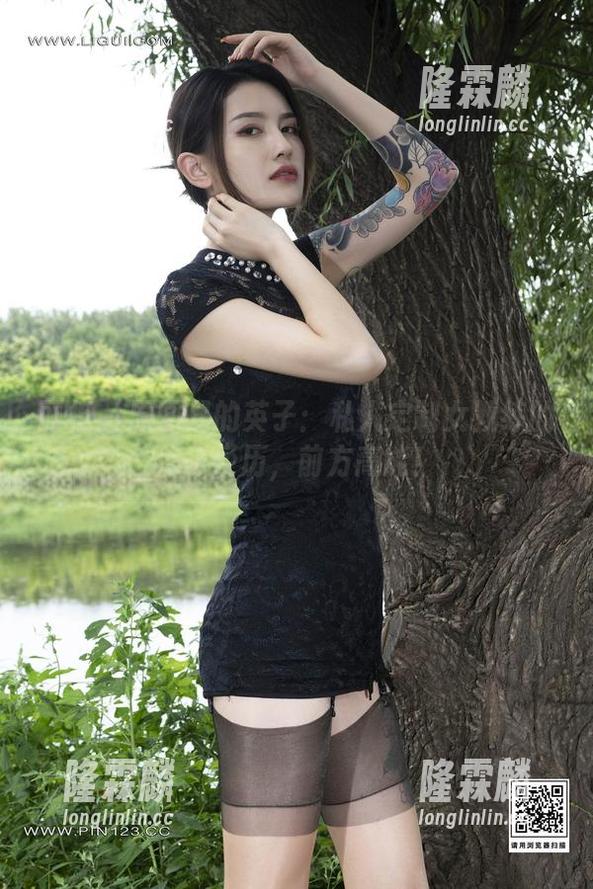 丽柜-英子 丽柜 - 原图里的英子:私人定制女教练的传奇经历,前方高能!