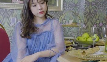 丽柜 – 图册鲜货:钟晴与她的妹子,亲情隔壁转摄影!