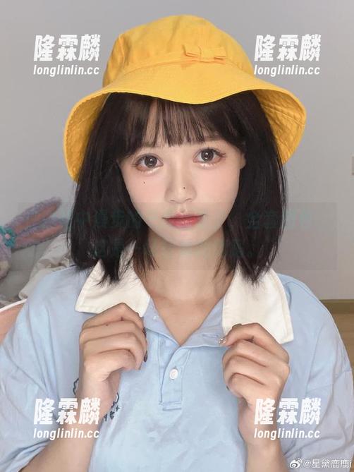 千反田鹿子 在白裙中漫步的千反田鹿子,全套图包,这是一场轻盈的舞蹈。