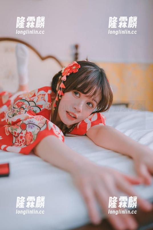 千反田鹿子 让千反田鹿子的小僵尸带你玩,别忘了免费的套图哦!