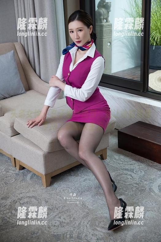 头条女神 - 玄子婚纱图册：别让她的裙摆带跑了你的人生方向！