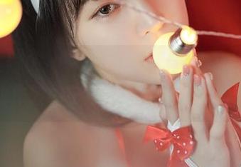 看姜仁卿(강인경)的温柔写真集，感受到慢动作般的宁静，你感受到了么？