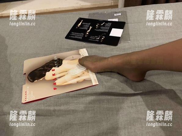 微密圈 - 免费送你“小仙女ELaine”的连衣裙套图，搭配空气中的甜蜜