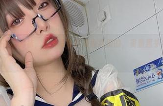 看小泉学姐吖的网袜,细节可以打戏剧级别的,资源超乎我对网袜的理解。