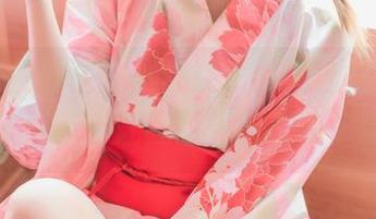 值得一提的是，小野妹子w最近的办公室作品集更新，让我想停留在每一张上。