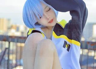 年上彼女,美图更新!小鹿鹿shika就像个有魔法的姐姐,别人只带你去吃冰淇淋,她还带你遛弯!
