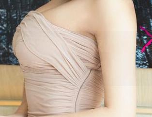 尤果网 – 看到杨乔之的女孩图包,你是不是也是摸不着头脑?