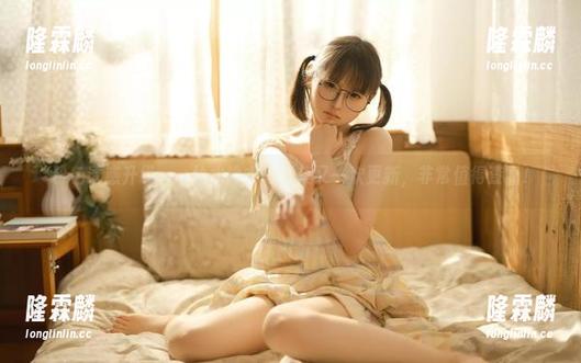 幼水铃衣 粉色诱惑升级——幼水铃衣写真集又一次更新,非常值得查看!