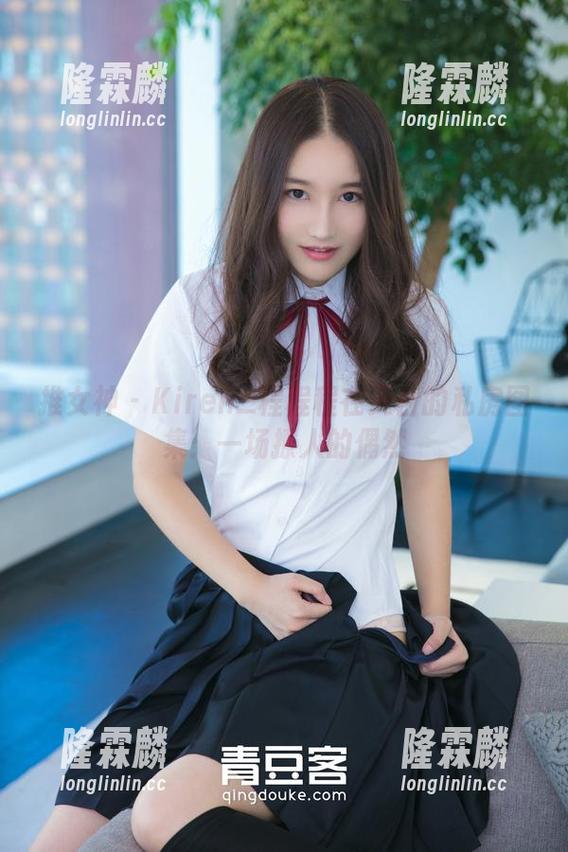 推女神-Kiren_程程程 推女神 - Kiren_程程程在天台的私房图集:一场撩人的偶然