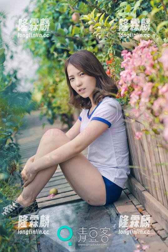推女神 - 免费送上的曼苏拉娜少女图集，别把自己放得太严肃！
