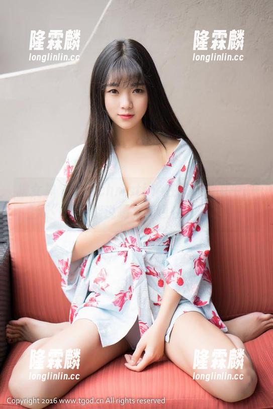 推女神 - 黄可christine在高清教室中“上课”，我能说摄影师也在认真听吗？