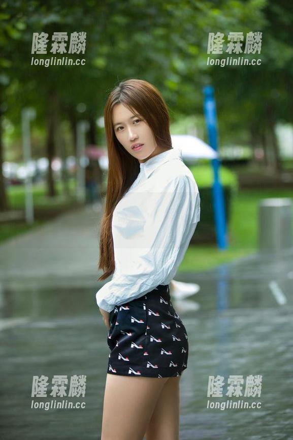 推女郎-赵惟依 推女郎 - 赵惟依的短裤图册:快来,别让免费的机会溜走了!