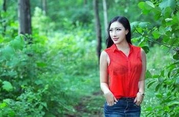 推女郎 – 你见过赵惟依的JK吗？图库中悄悄分享了一点。
