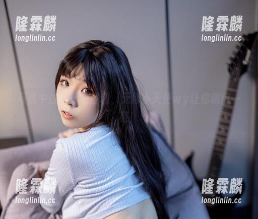 无颜小天使wy 写真中的连体衣福利,无颜小天使wy让你眼前一亮!