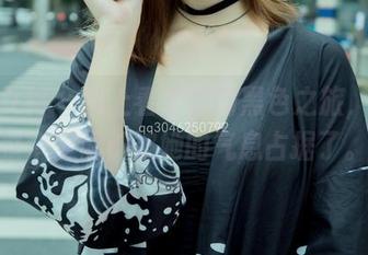 梦丝女神 – 线上看雪馨的黑色之旅,仿佛整个空间都被她的气息占据了。