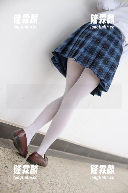 森萝财团 - 小奶糕Milky旗袍私拍：仿佛时光都停留在那一瞬