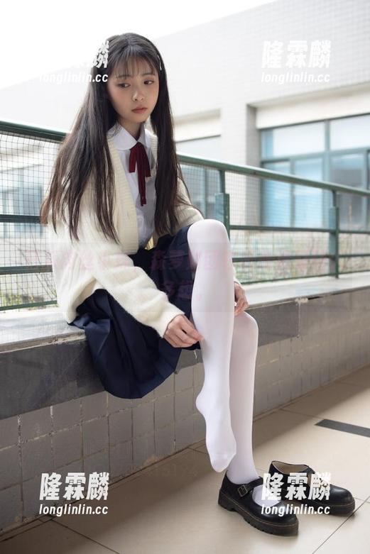 日系肉丝小妹，森萝财团在线高清又让人多想。