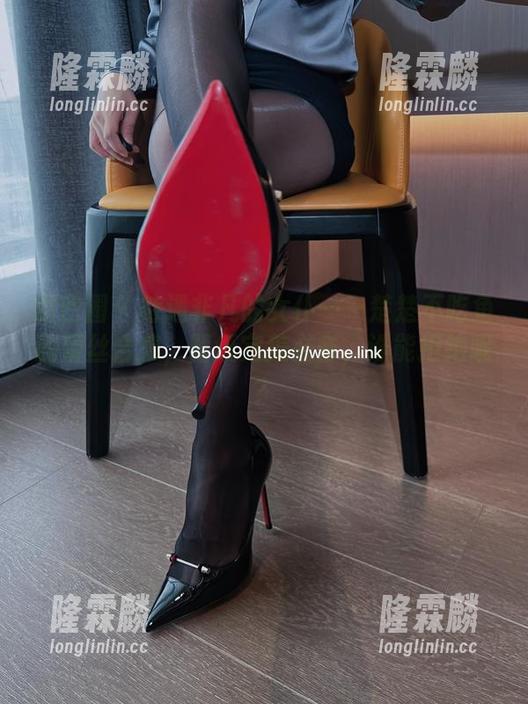 楚楚不吃鱼 微密圈 - 待遇非凡的女仆——楚楚不吃鱼的蕾丝合集,壁纸完美必备,谁能拒绝呢?
