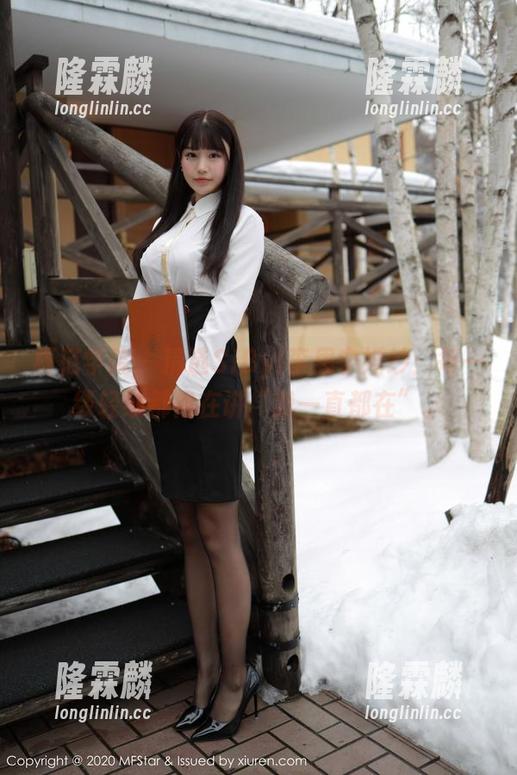 模范学院-SiByl李思宁 模范学院 - 精选SiByl李思宁婚纱:每一缕轻纱都像在讲“我一直都在”。