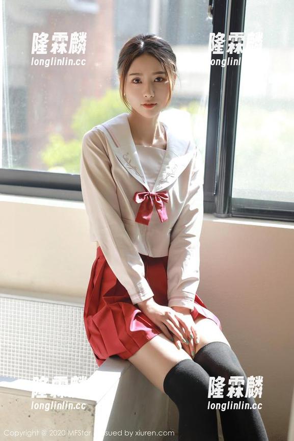 模范学院-SiByl李思宁 模范学院 - 哇,SiByl李思宁的棉袜写真太会玩了,快去下载一探究竟!