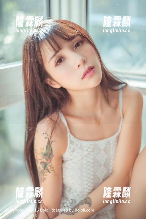 波萝社 - 张优ayoyo学姐图集：高清下的书山不倒，心态不崩。