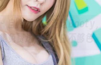 爱蜜社 – 自信满满的芝芝Booty，纯白合集免费送，谁说白不够色。