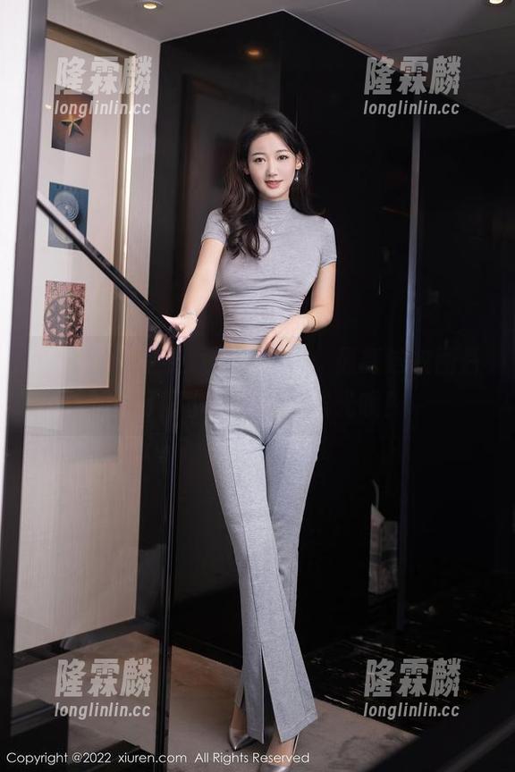 秀人网-是小逗逗 秀人网 - 是小逗逗出新招,最新泳衣图片你可得小心旁边的眼光哦!