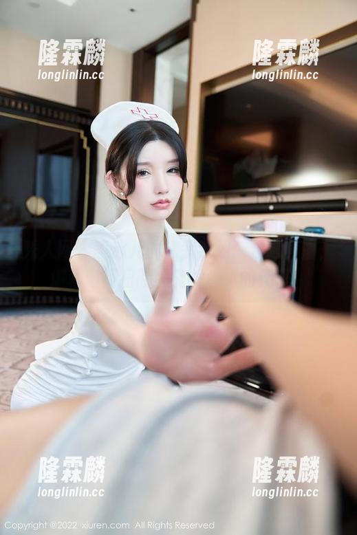 秀人网-李宓儿 秀人网 - 李宓儿的套装系列:精选美图,堪称‘不扭腰就能发光’的代表!