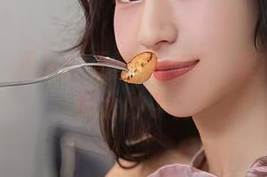 秀人网 – 双人？无圣光加成，程程程这气氛太妙了。